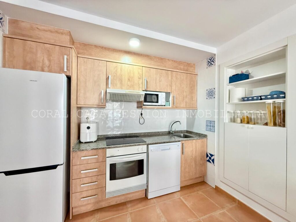 prop_6100_gallery_4_32a_05