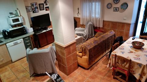 prop_9732_gallery_1_Une_02
